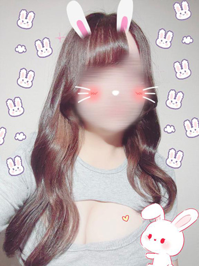 爆乳おっぱい　みな